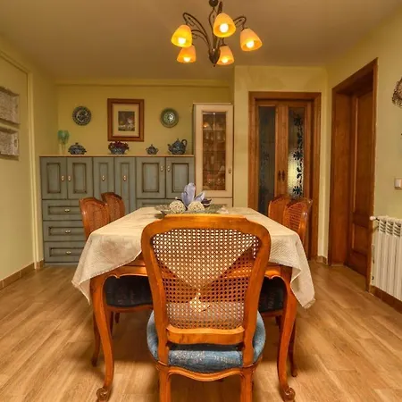 Glicinias Del Jerte Holiday home