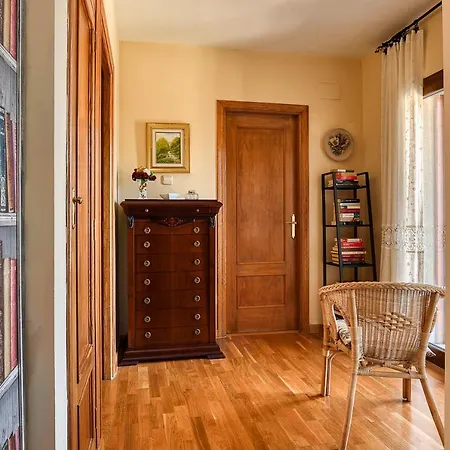 Holiday home Glicinias Del Jerte